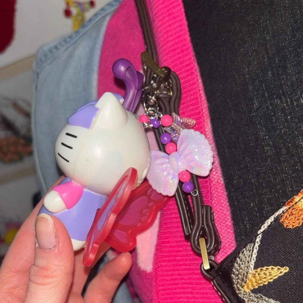 Hello Kitty adorable one